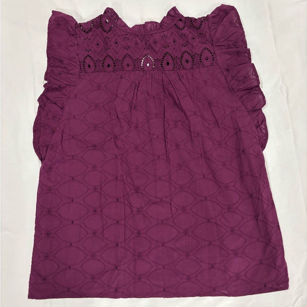 LOFT Women's lace Purple Top with cap sleeves. Size L. Never been worn. - Picture 3 of 4